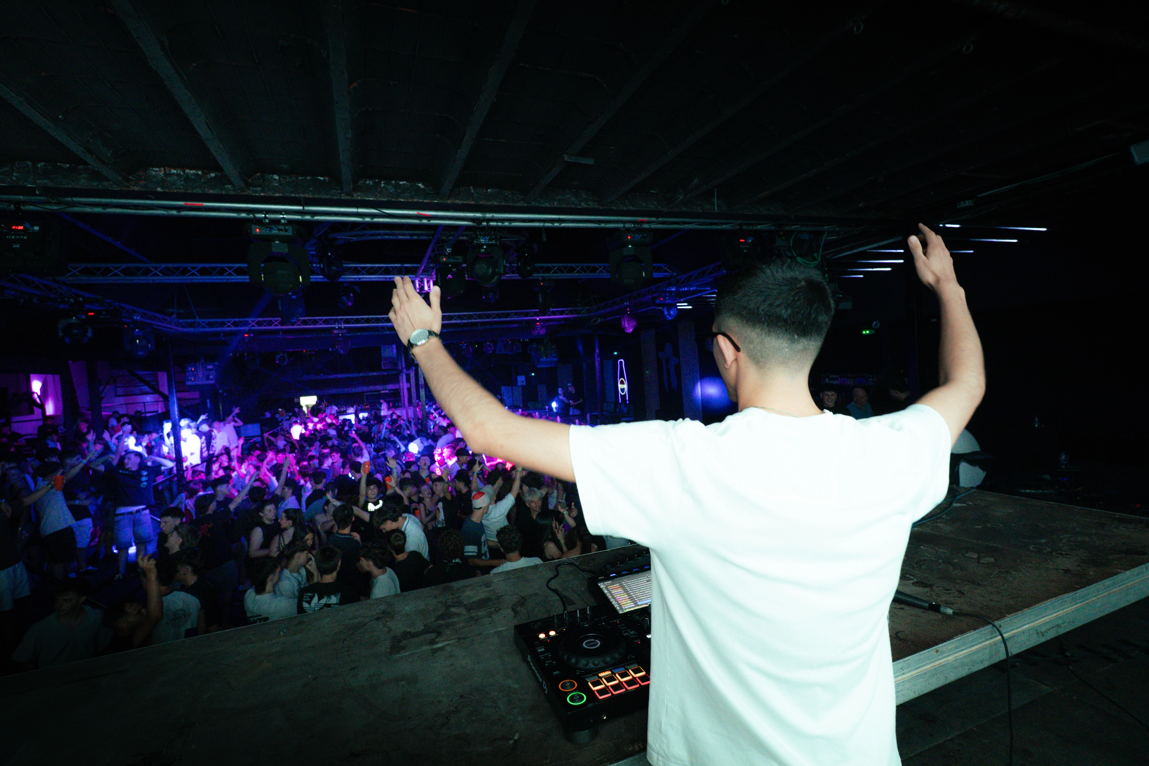 DJ Mesqui en directo desde la discoteca Penélope Benidorm